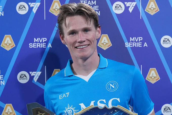 Scott McTominay bay cao nhờ Jose Mourinho